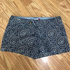 Printed shorts size 3 offers welcome
