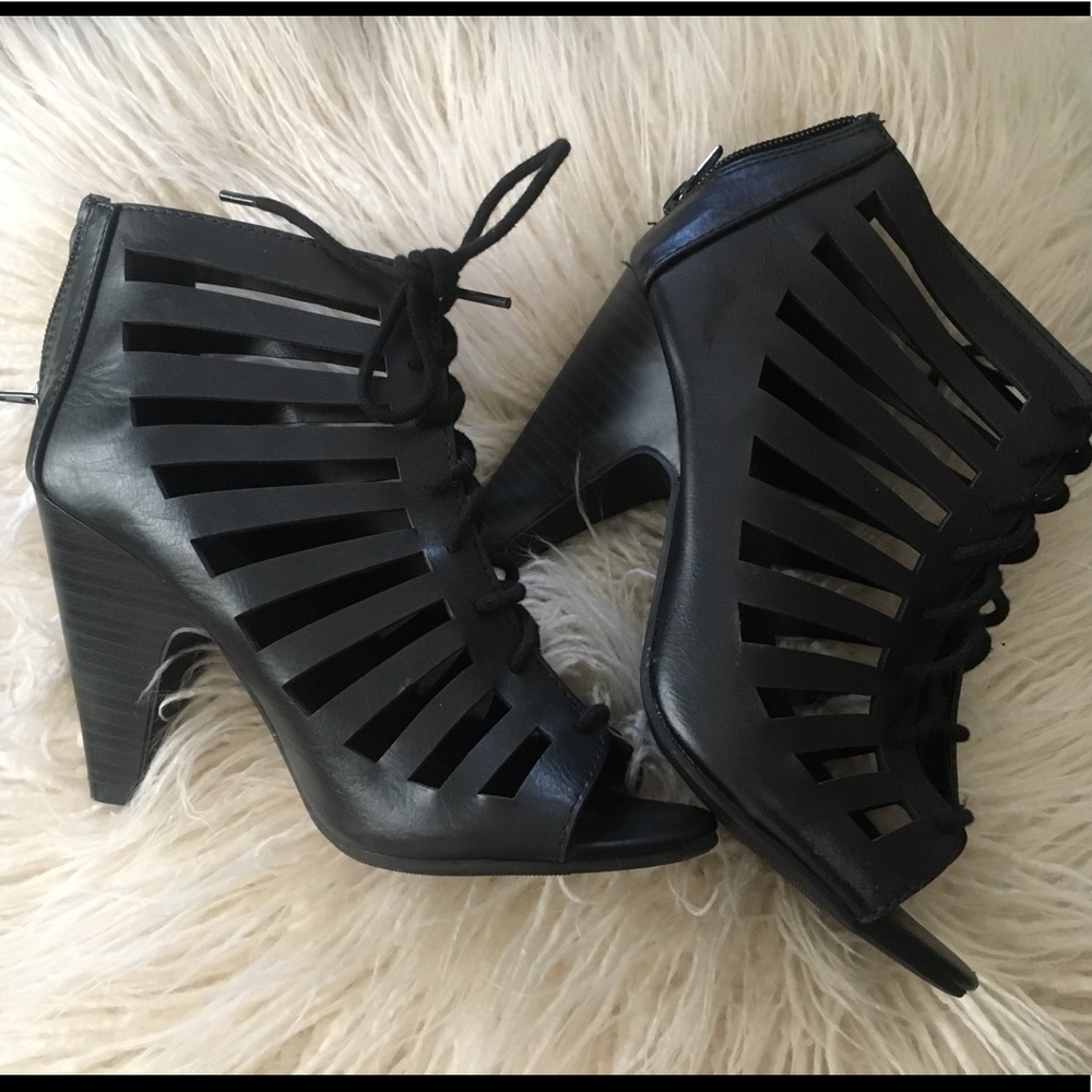 Black strappy heels