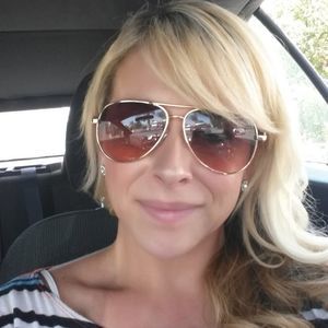 Meet your Posher, Courtney