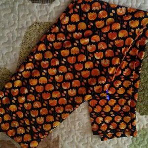 NWOT Lularoe leggings