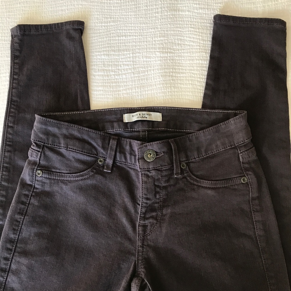✨HP✨ Rich & Skinny Eggplant Mocha Skinnies - Picture 3 of 6