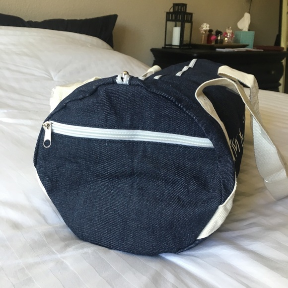 Duffel bag - Picture 4 of 6