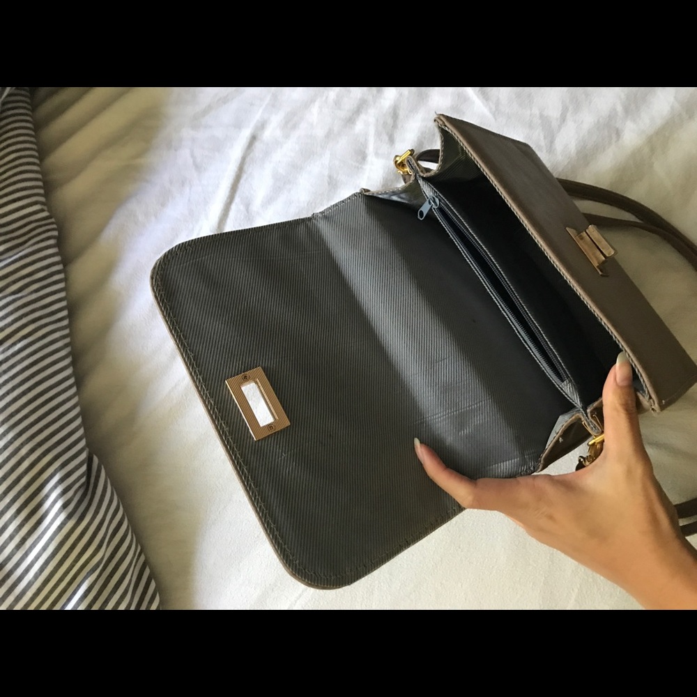 Structured bag! - Picture 3 of 3