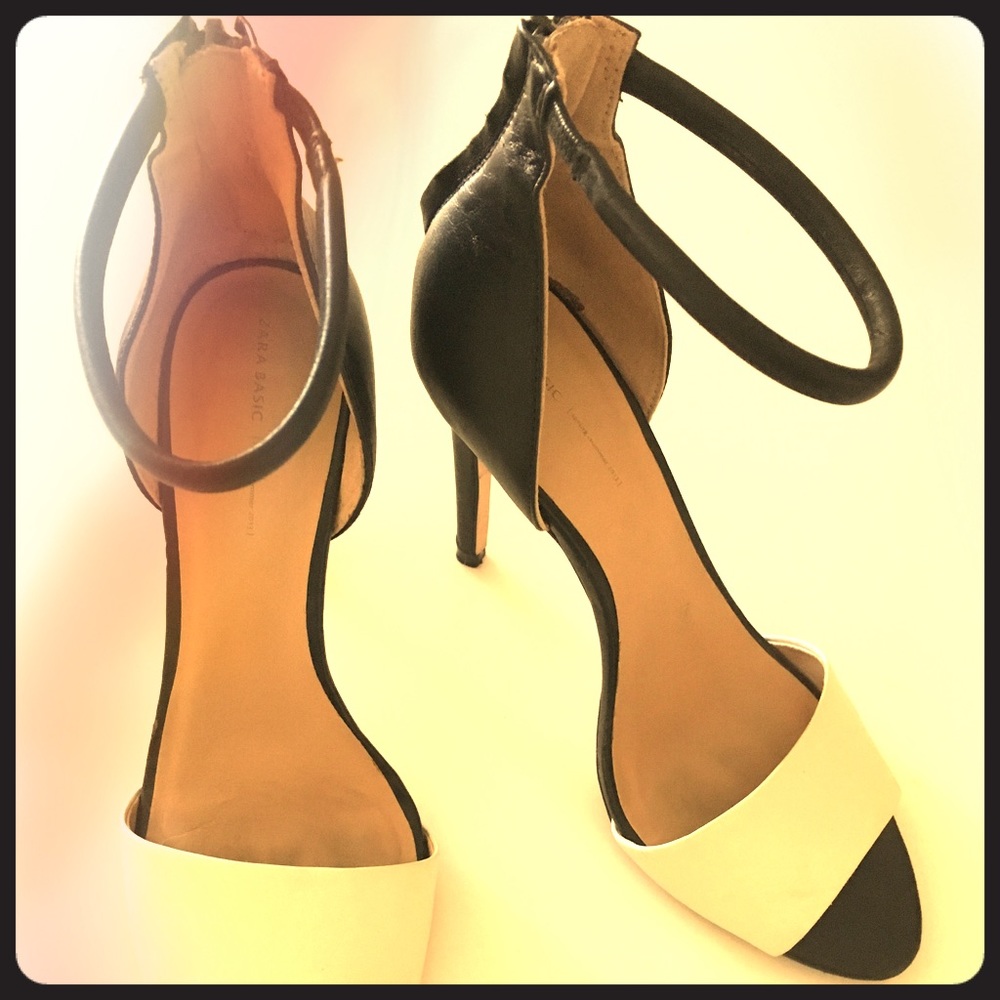 Ankle strap sandal