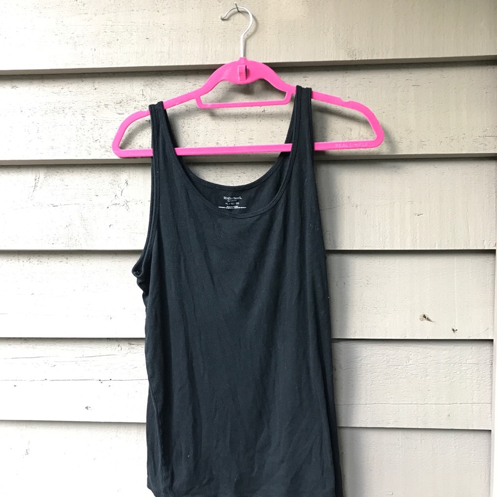 Motherhood outfit