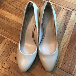 Banana Republic Nude heels Banana Republic Nude heels