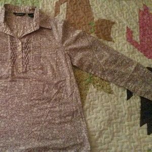 Soft, lovely Eddie Bauer blouse perfect for office