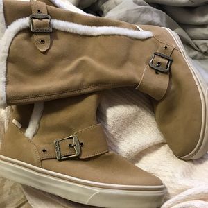 Vans boots