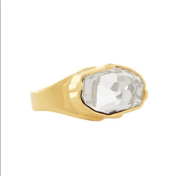 Liora RING WITH CRYSTALS FROM SWAROVSKI - Picture 2 of 8