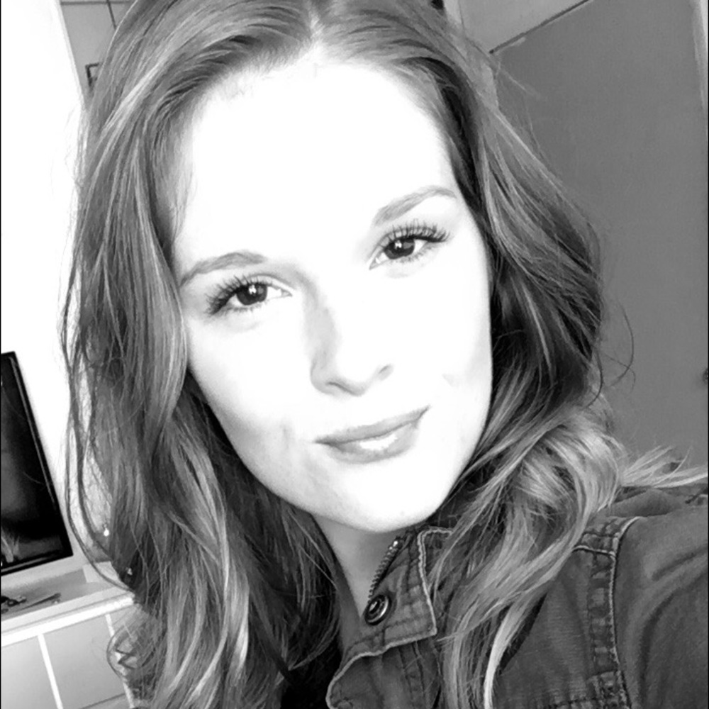 Meet your Posher, Saraya