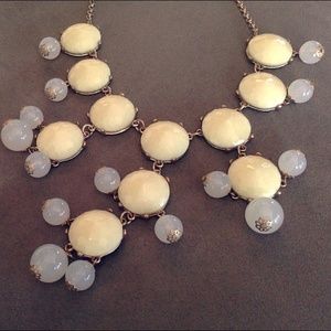 White Bubble necklace