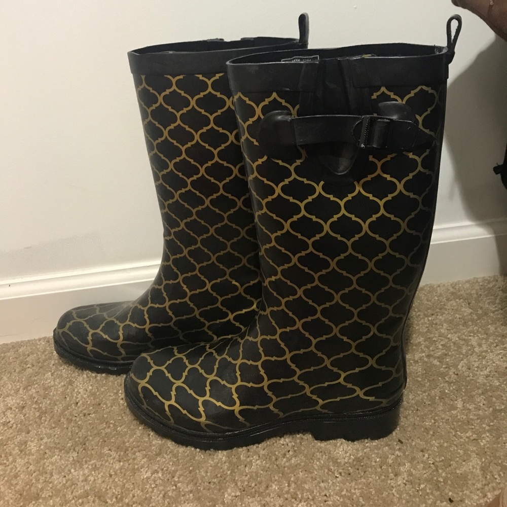 Rain boots