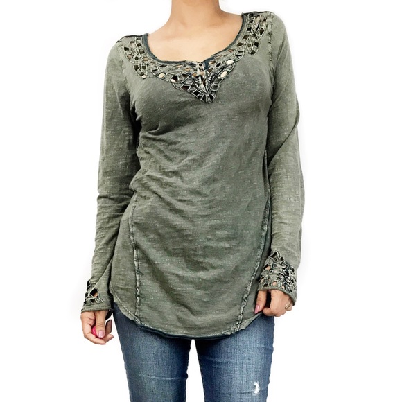 Free People Tops - Free people long sleeve cut out green top
