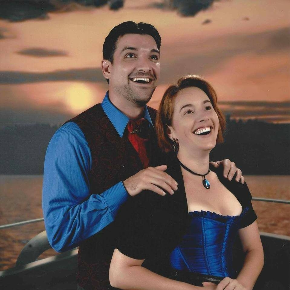 Meet your Poshers, Chris and Celeste!