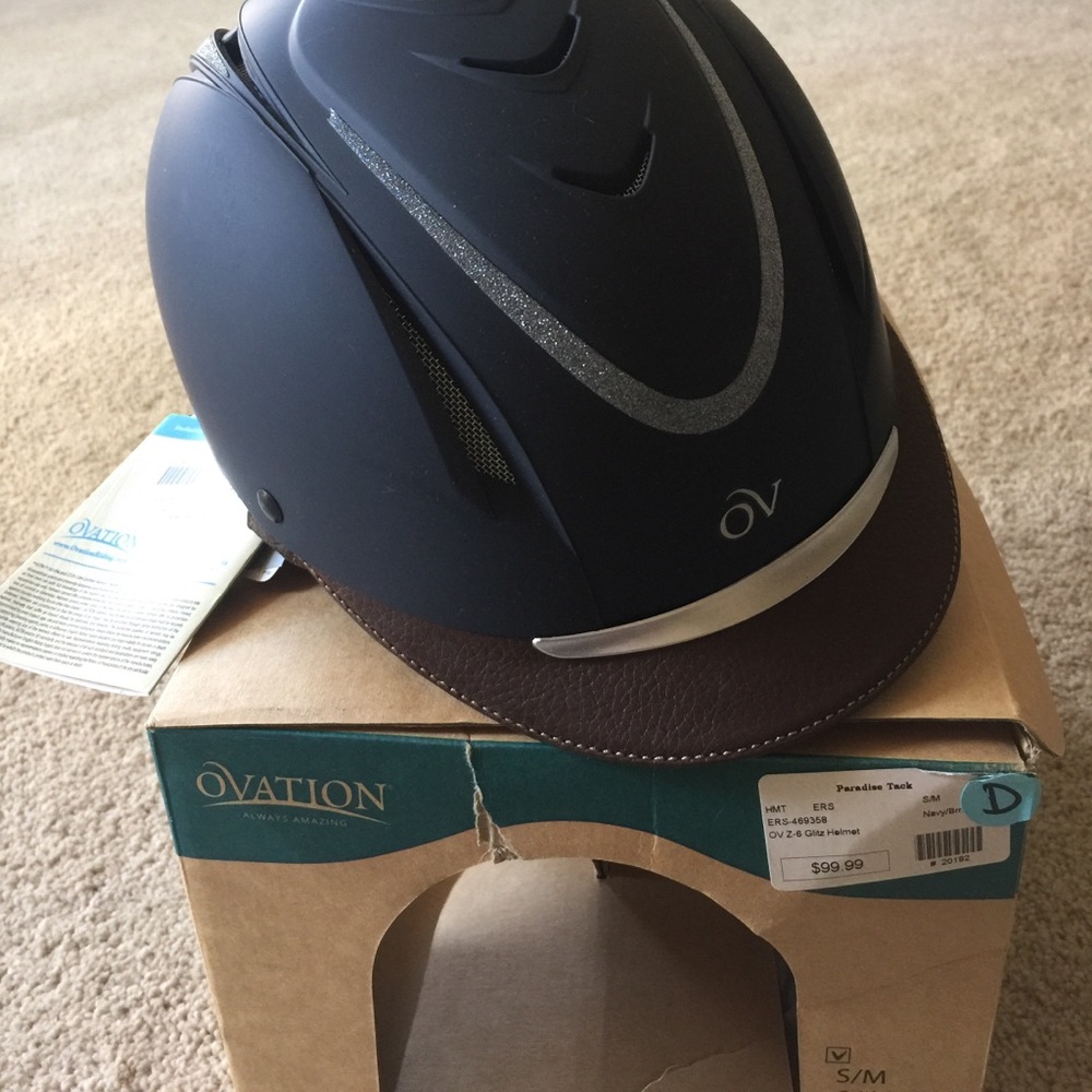 Riding helmet