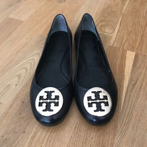Tory Burch size 7 Black & Gold Flats