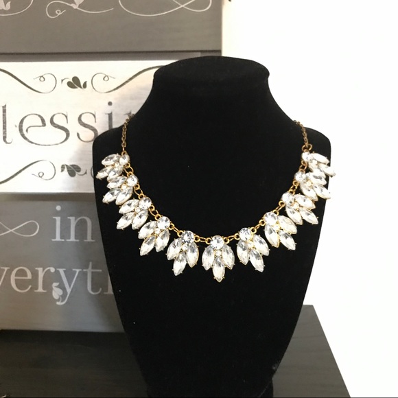 Jewelry - Statement Necklace