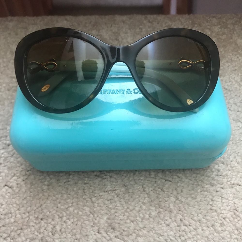 Tiffany & Co. polarized sunglasses