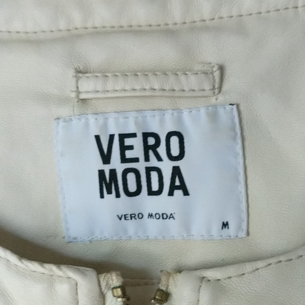 Vera Moda jacket - Picture 2 of 2
