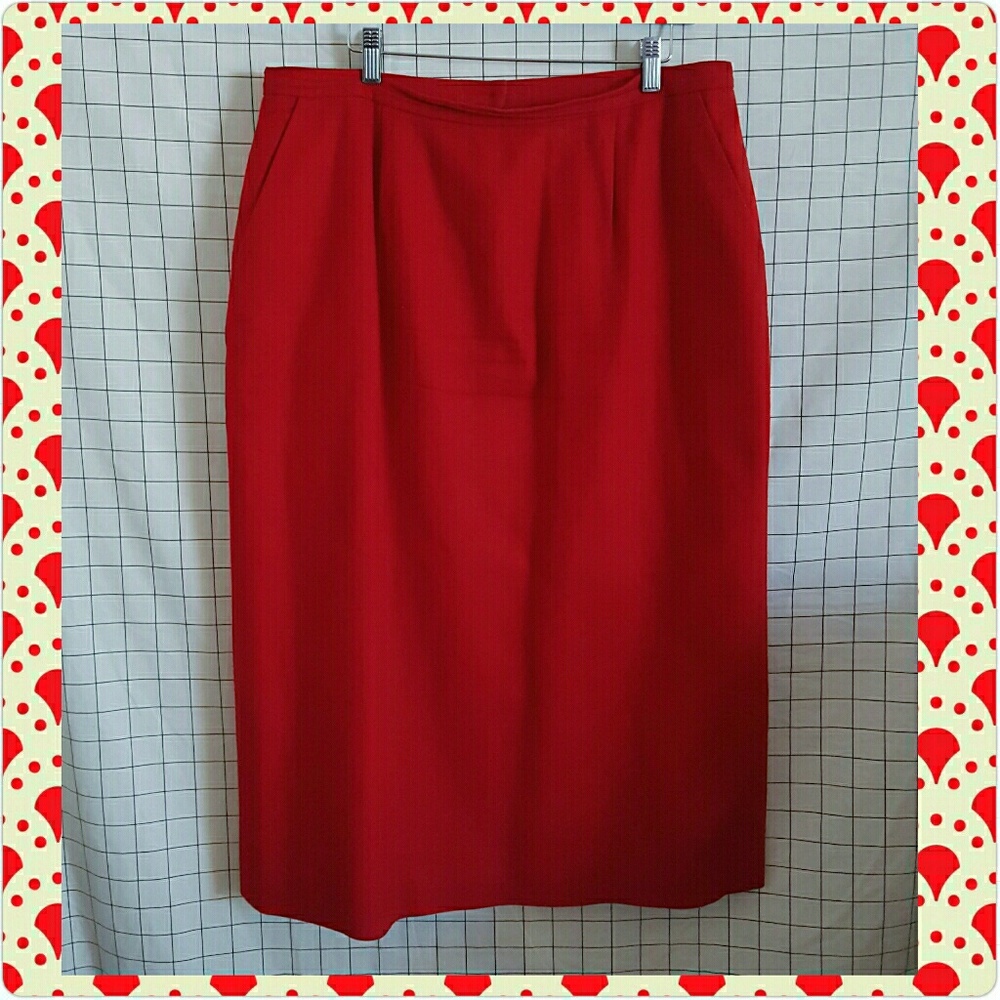 Crimson Red Wool Pencil Skirt 18 Pockets Back Slit