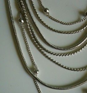 MOVING SALE 🍍APT 9 | Silver layering necklace