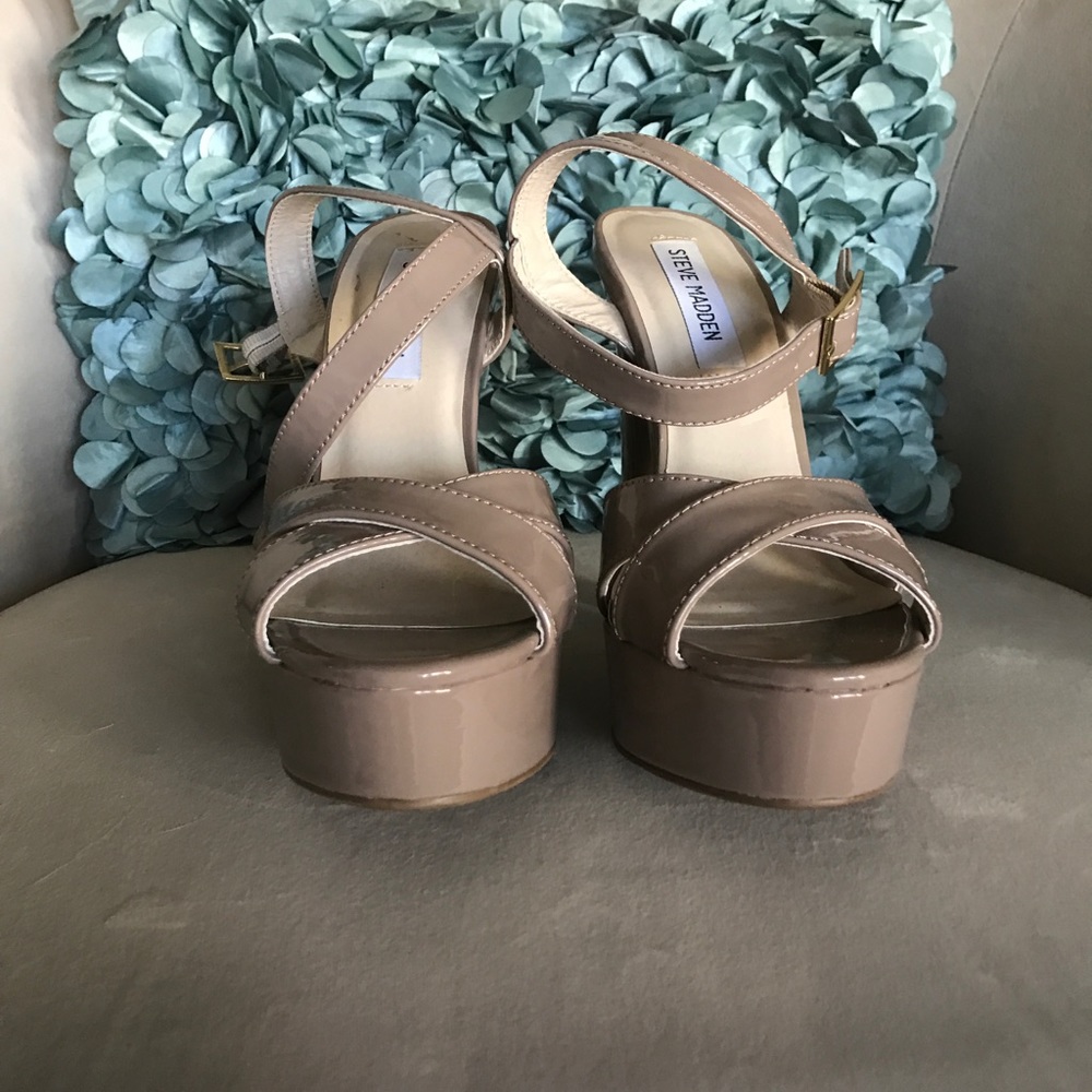 Steve Madden Pumps - Picture 2 of 3