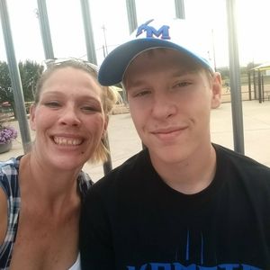 Meet your Posher, Crystal