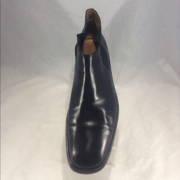 Salvatore Ferragamo men's black slip on dress boot - Picture 2 of 8