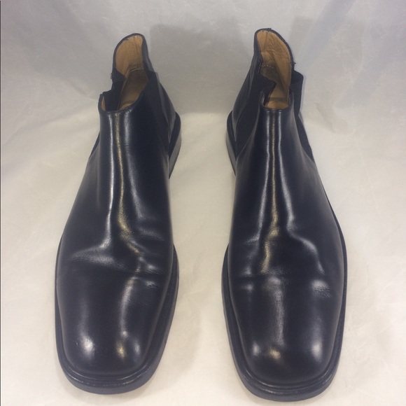 Salvatore Ferragamo men's black slip on dress boot - Picture 5 of 8