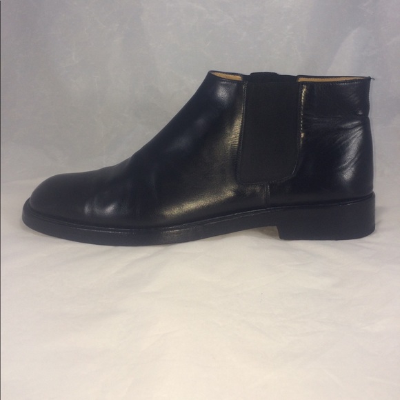 Salvatore Ferragamo men's black slip on dress boot - Picture 6 of 8