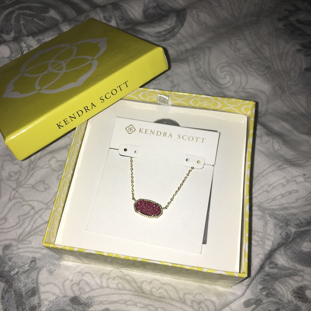 Kendra Scott Elisa necklace