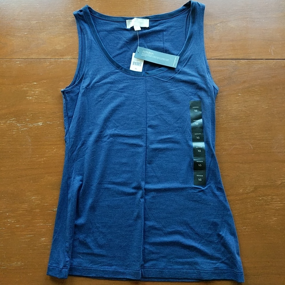 NWT Banana Republic Luxe Touch sleeveless top