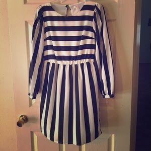 EUC striped long sleeved dress
