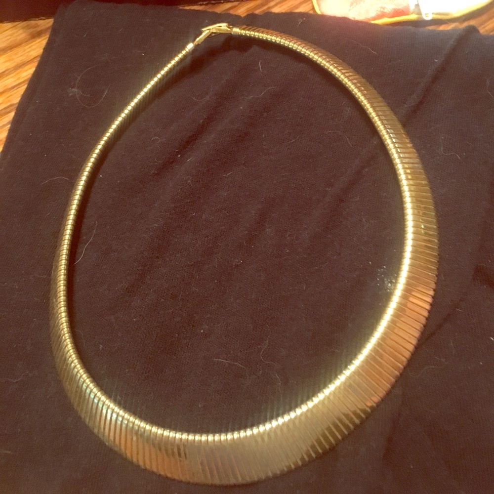 Gold tone choker