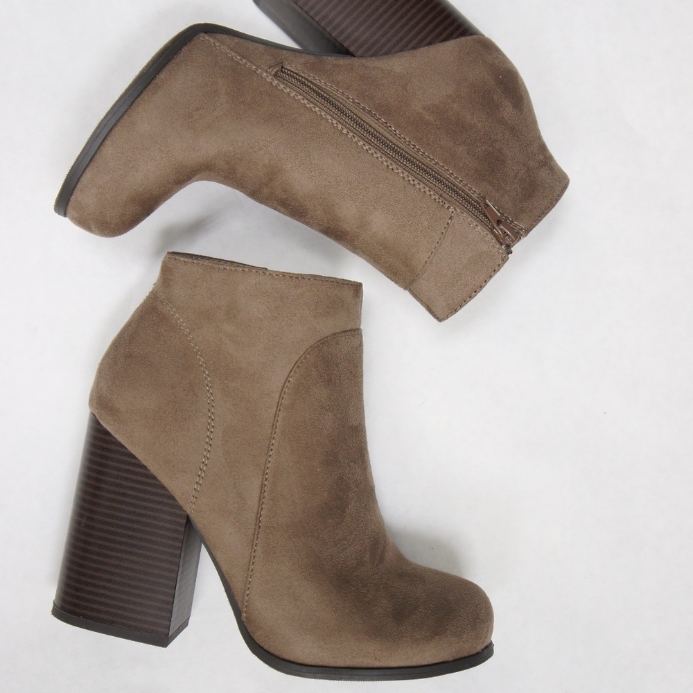 Booties - Picture 3 of 5