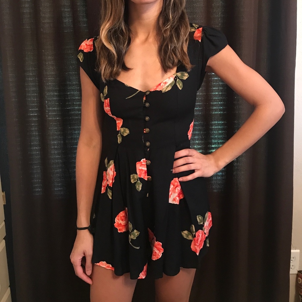 Kimchi Blue rose print romper