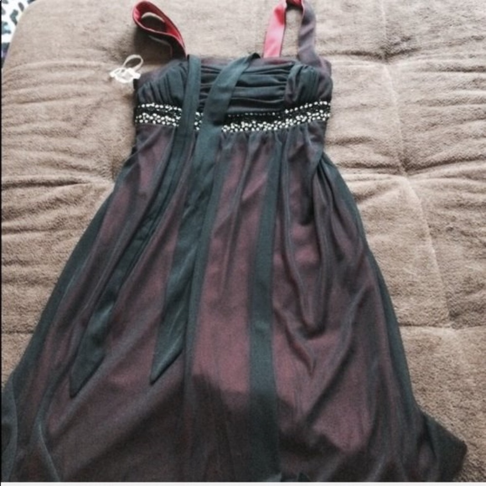 *CITY TRIANGLE*DRESS-SIZE:SM-WORN ONCE! GREAT*BUY