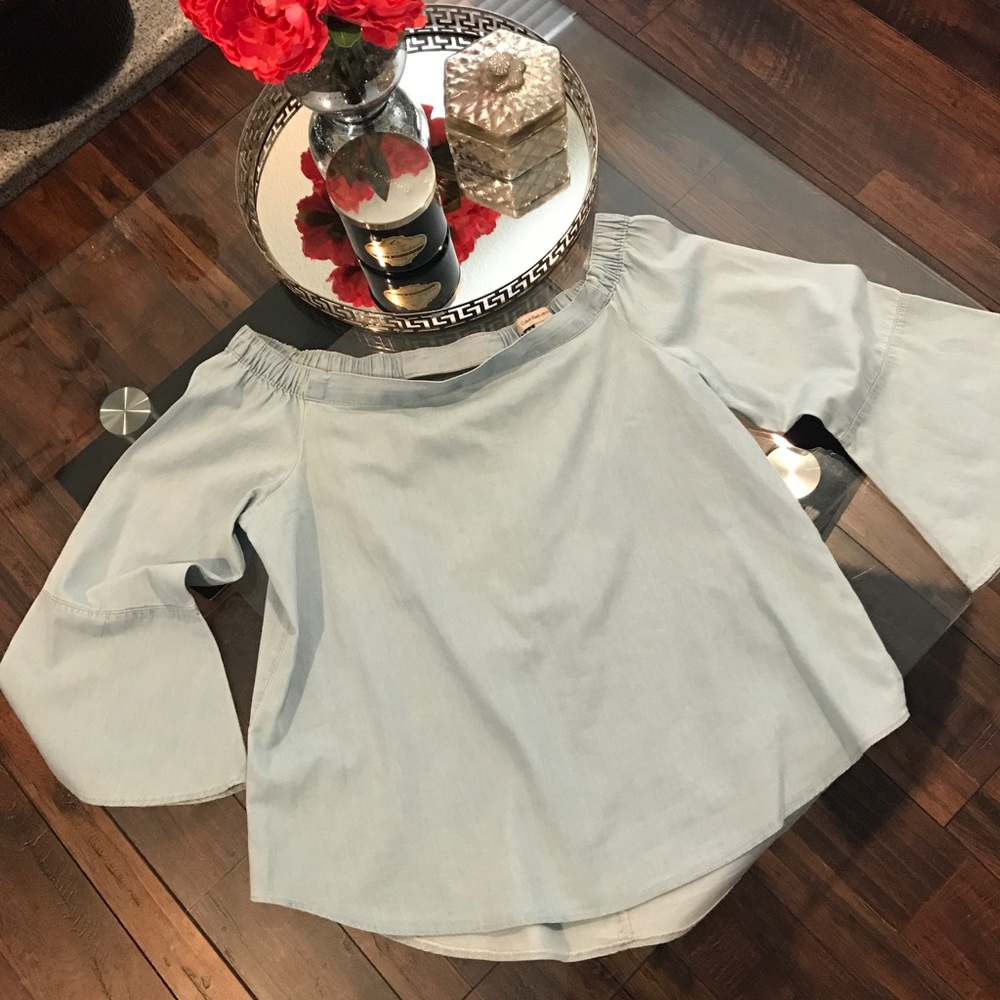 Calvin Klein Jeans blouse.