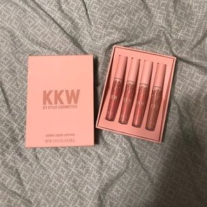 KKW Kylie cosmetics set