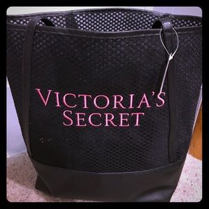 💥FLASH SALE💥Victoria Secret Tote NWT PRICE FIRM