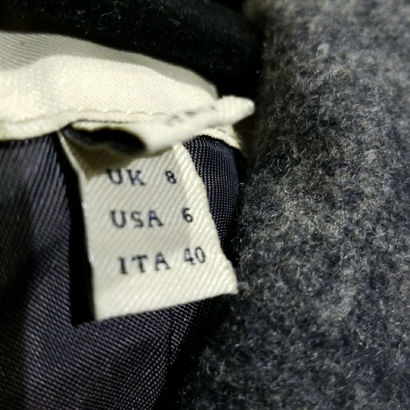 Burberry wool cape - Picture 5 of 8