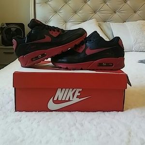 OFFERS WELCOMED (: Nike Air Max