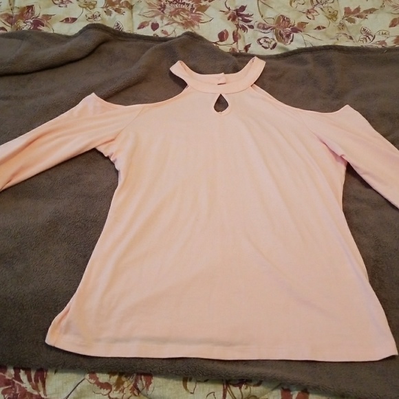 blouse - Picture 2 of 2