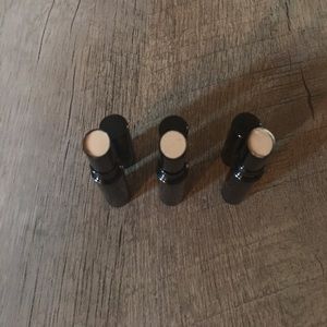 Creamy Concealer/Contour Sticks Light/Medium 3