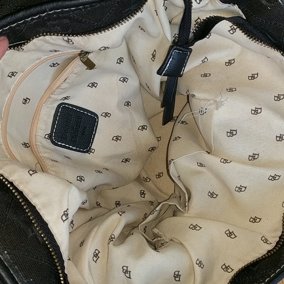 Dooney - Picture 3 of 4