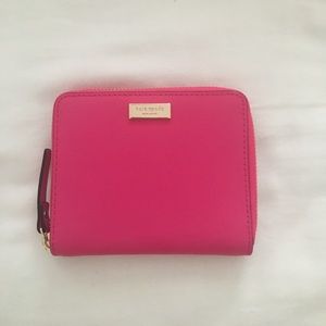 Kate Spade zip around Wallet! Never been used!