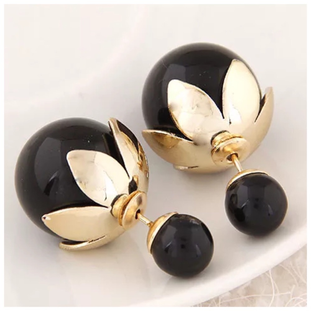 ‼️LAST CALL PRICE FIRM Double Sided  Earrings - Picture 3 of 5