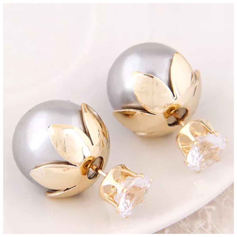 ‼️LAST CALL PRICE FIRM Double Sided  Earrings - Picture 4 of 5