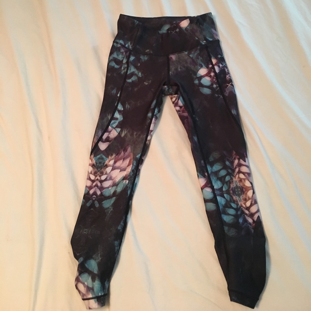 Calia cropped lotus leggings