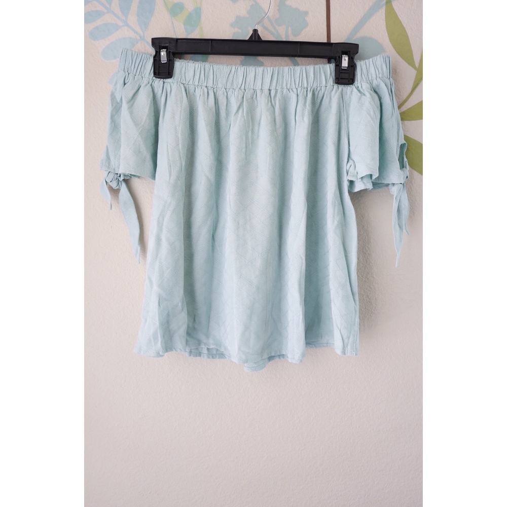 NWT Teal Top